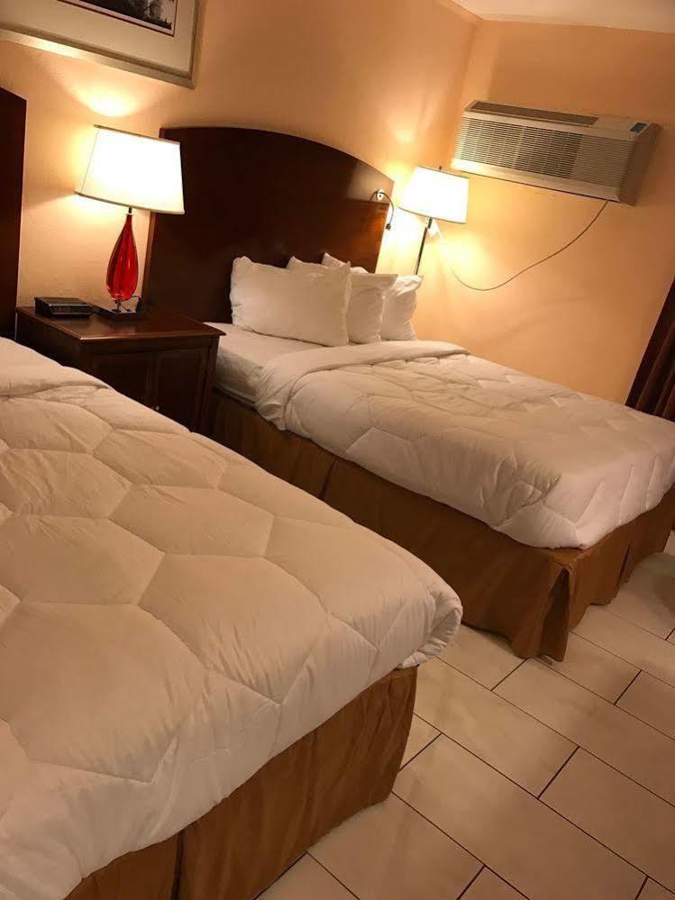 Sea Banks Motor Inn Миртл-Бич Экстерьер фото
